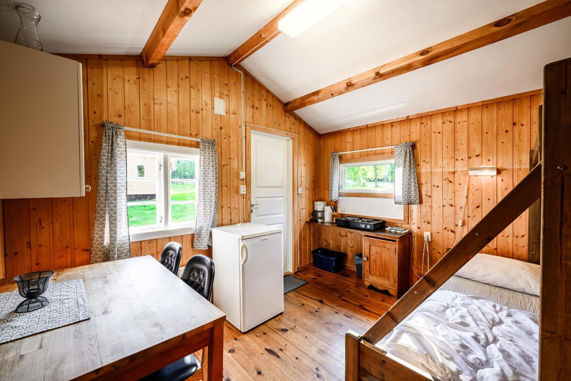 Korsbakken Camping Isfjorden Chambre photo